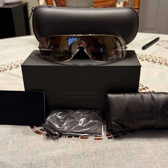 Carolina Lemke Accessories - NEW Kim Kardashian West Carolina Lemke Sunglasses with Case GOLD-Chaotix